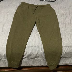 Dri works back zip pocket green jogger pants. Very comfy